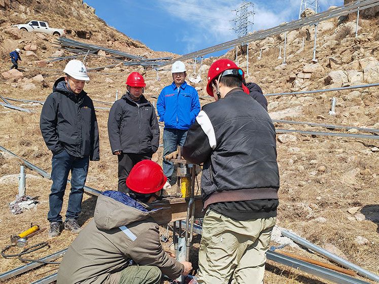 山西靜樂(lè)光伏施工項(xiàng)目